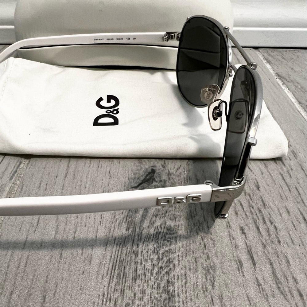 D&G Aviator Mirrored Sunglasses - Picture 6 of 9